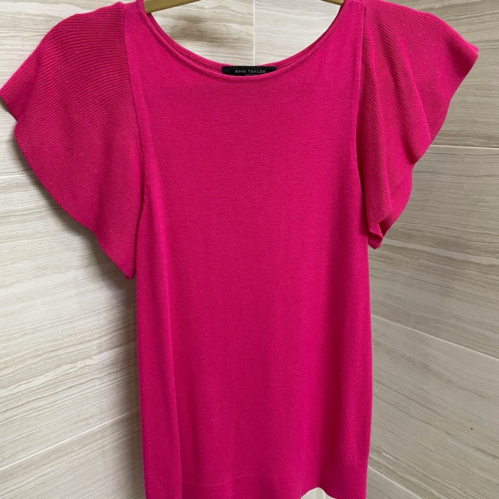 ANN TAYLOR top